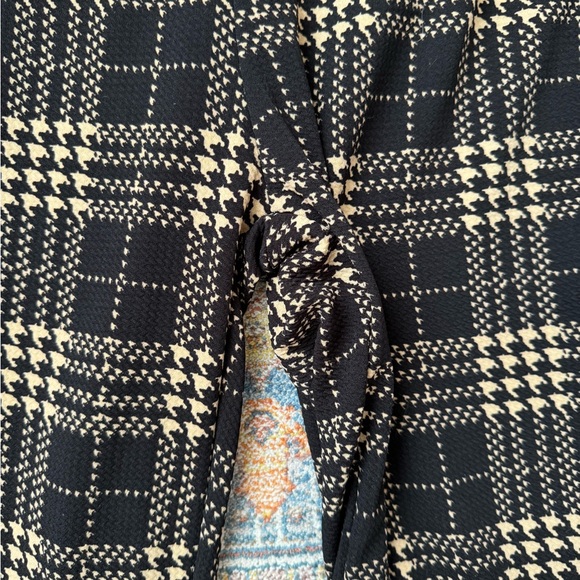 Gilli Jumpsuit - Picture 2 of 5